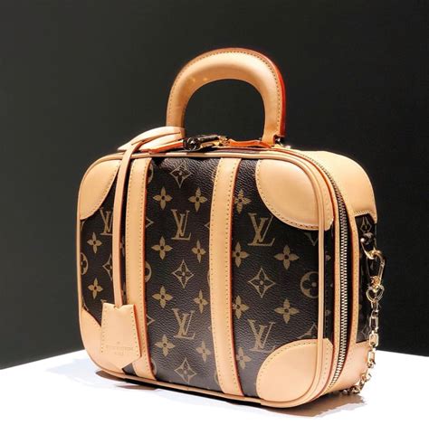 louis vuitton purses made in china|where are Lv bags made.